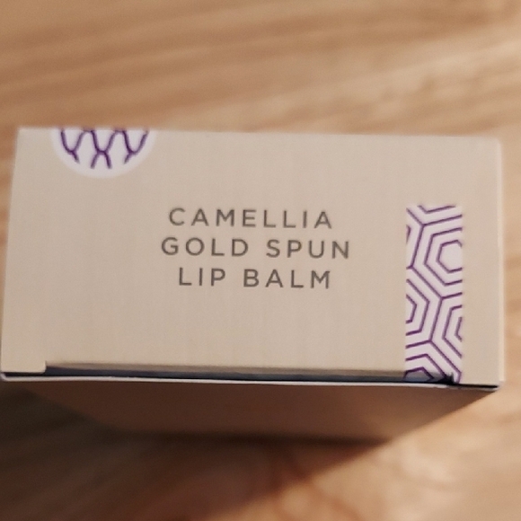Tatcha Camellia Gold Lip Balm - Picture 5 of 10